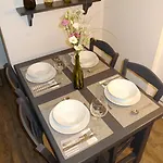 Apartment Duplex Caveau Bourguignon- Centre Historique Dijon *